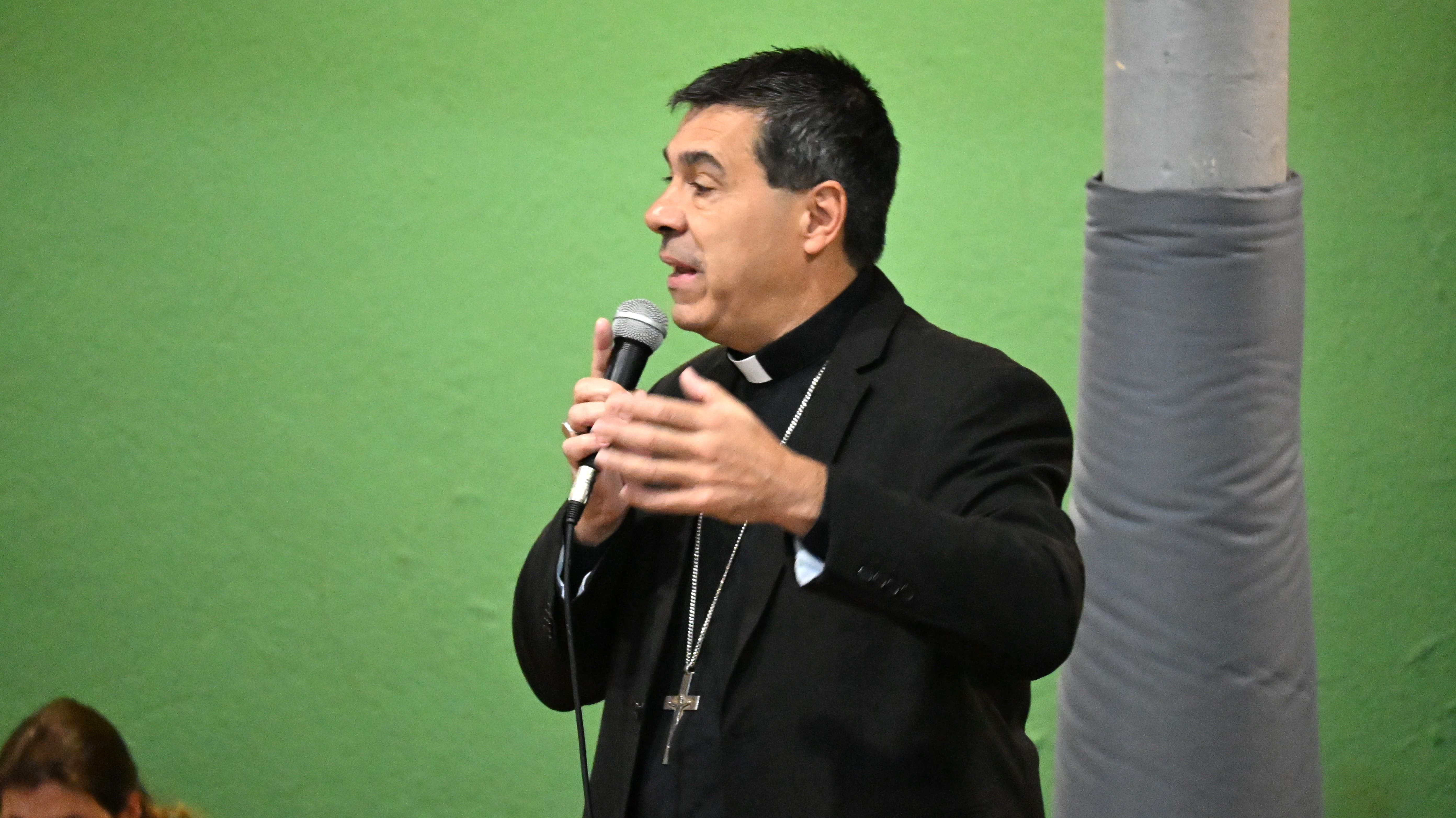 Retorno a clases y Saludo pascual